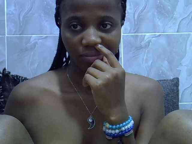 Hotmary01 webcam
