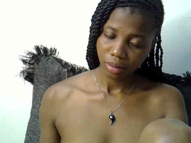Hotmary01