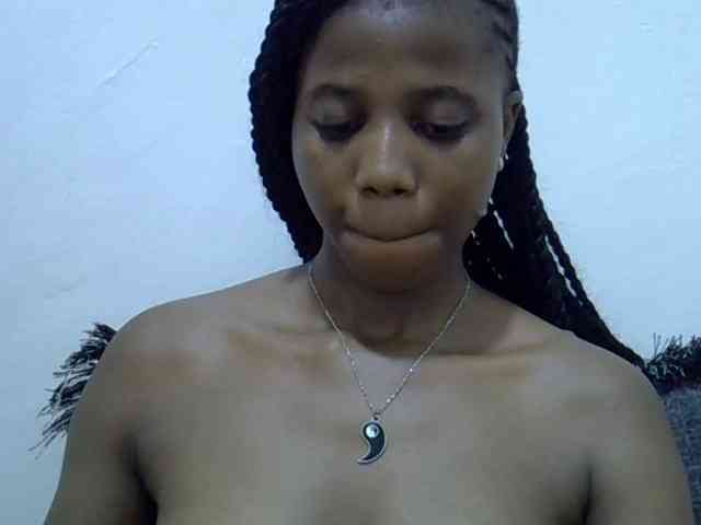 Hotmary01 webcam