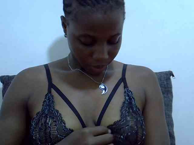 Hotmary01 webcam