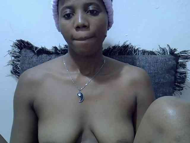 Hotmary01 webcam