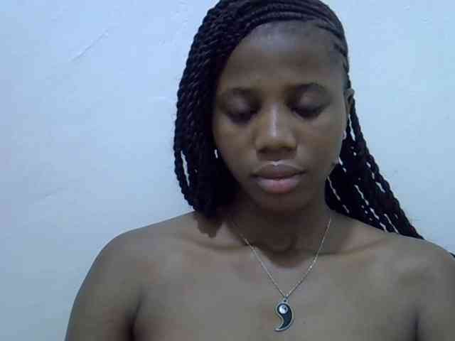 Hotmary01 webcam
