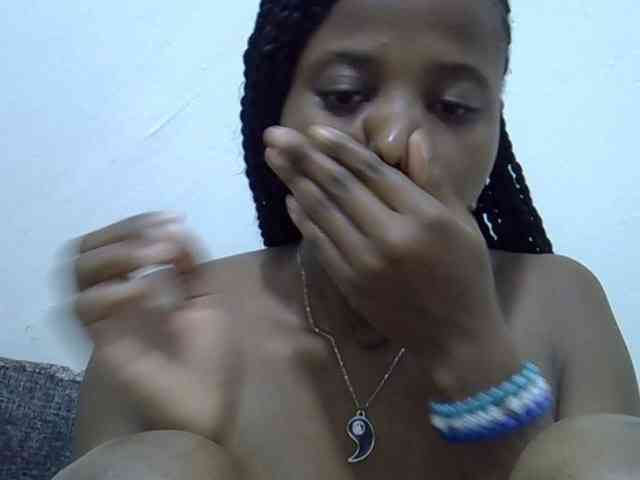 Hotmary01 webcam