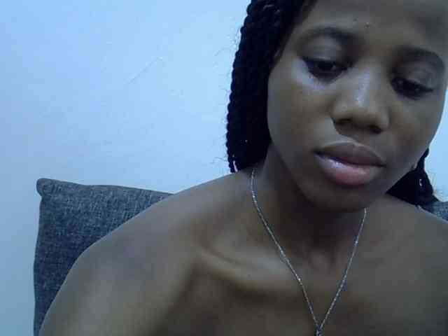 Hotmary01 webcam