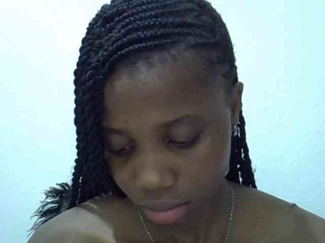 Hotmary01 webcam