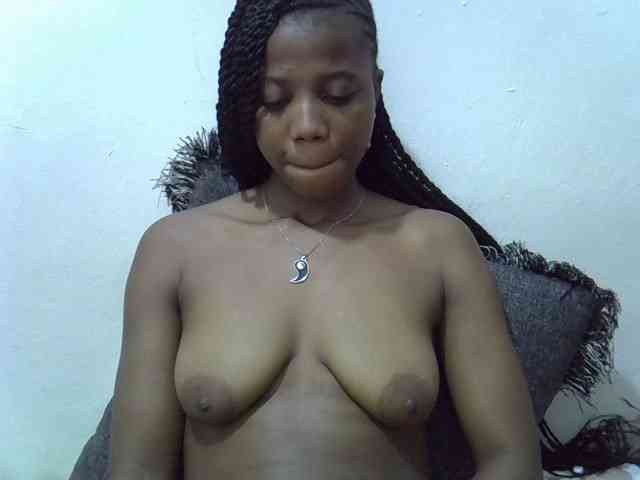 Hotmary01 webcam