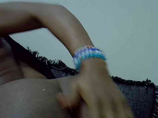 Hotmary01 webcam
