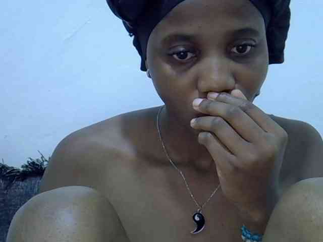 Hotmary01 webcam