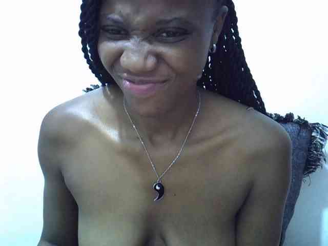 Hotmary01 webcam