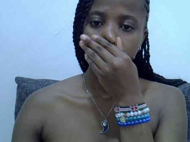 Hotmary01 webcam