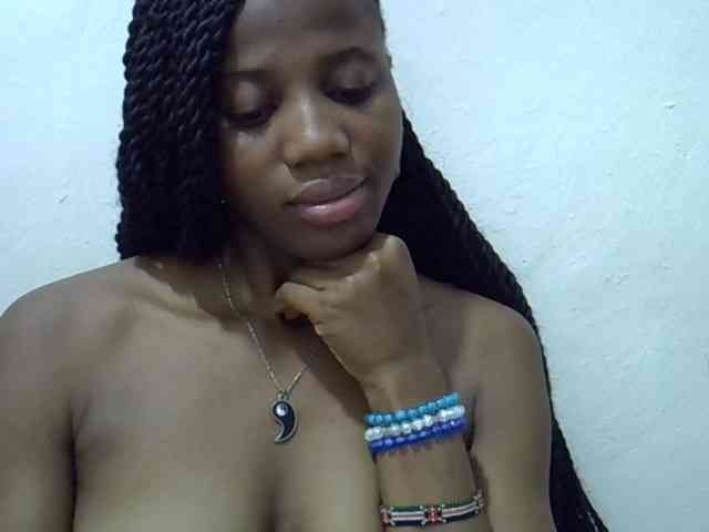 Hotmary01 webcam