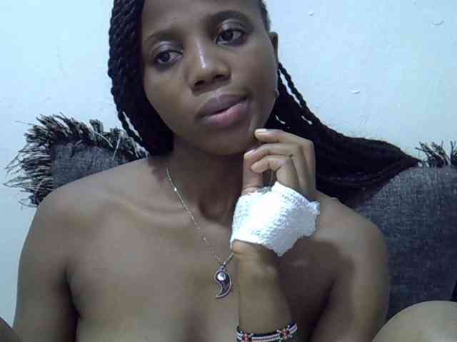 Hotmary01 webcam