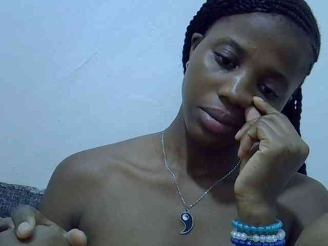 Hotmary01 webcam