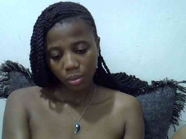 Hotmary01 webcam