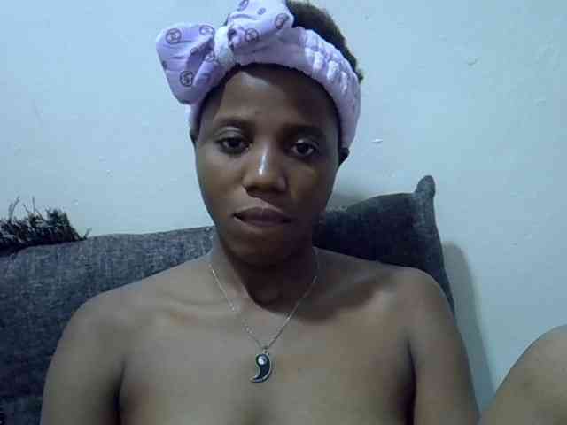 Hotmary01 webcam