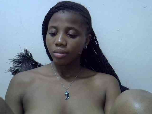Hotmary01
