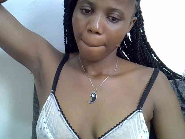 Hotmary01 webcam