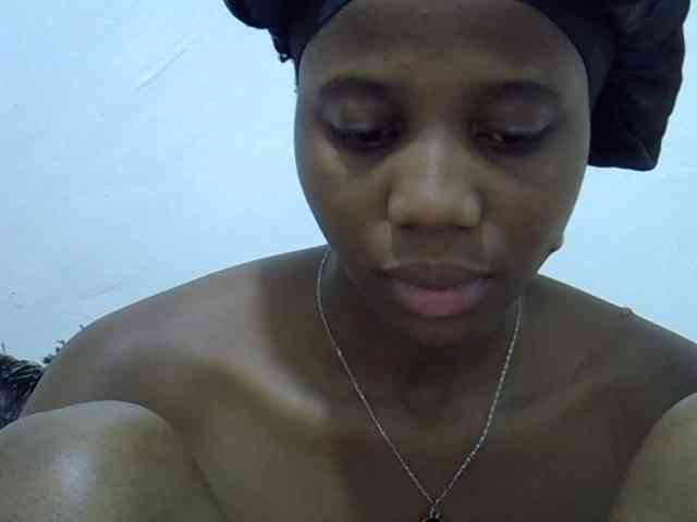 Hotmary01 webcam