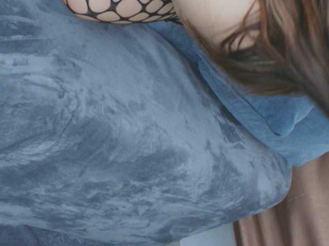 HugeTittiess live cam on BongaCams