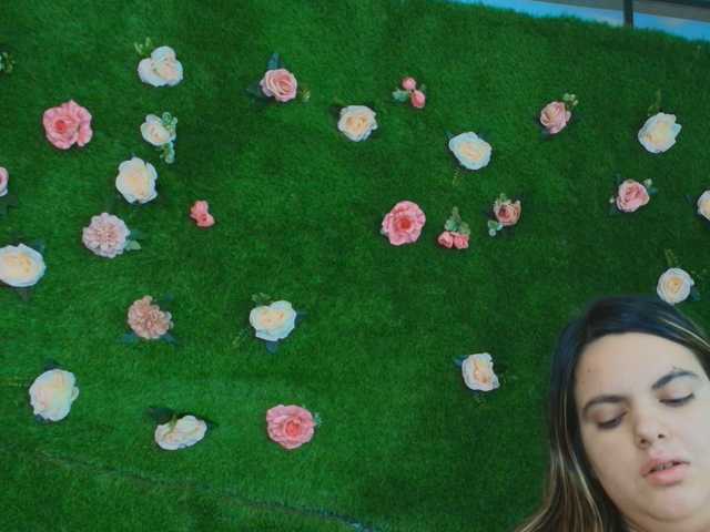 HugeTittiess, live now on BongaCams