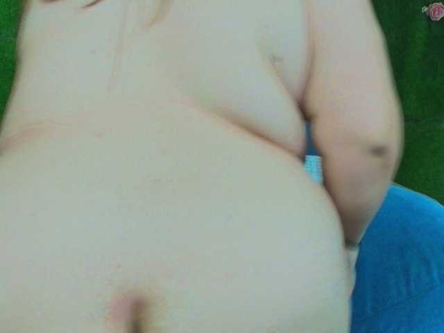 HugeTittiess live cam on BongaCams
