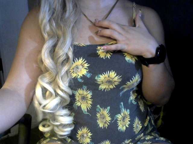 queensativa live cam on BongaCams