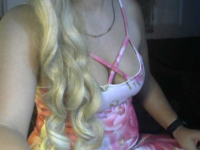 queensativa live cam on BongaCams