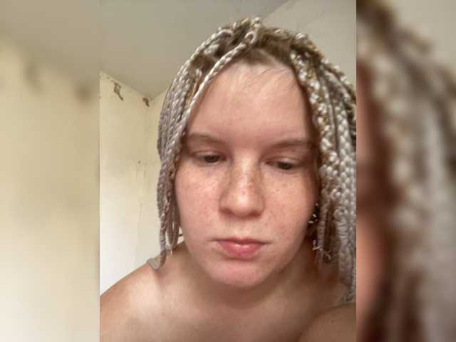 Amelia2004 live cam on BongaCams