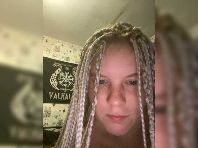 Amelia2004 live cam on BongaCams