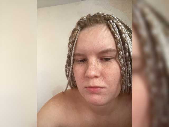 Amelia2004 live cam on BongaCams