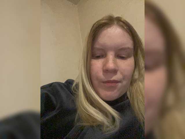 Amelia2004's BongaCams show and profile