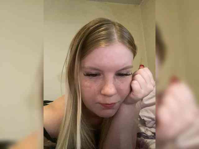 Amelia2004 Live Webcam on BongaCams
