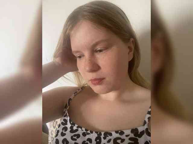 Amelia2004 Live Webcam on BongaCams