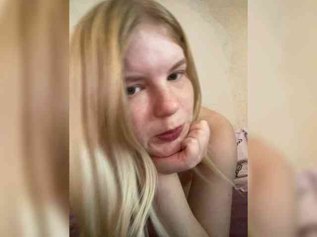 Amelia2004 webcam