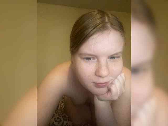 Amelia2004 webcam