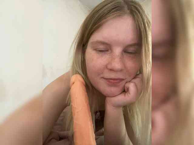 Amelia2004 webcam