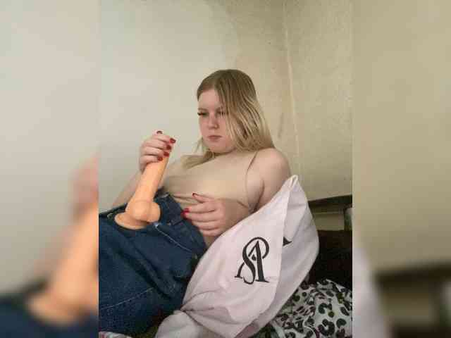 Amelia2004 webcam
