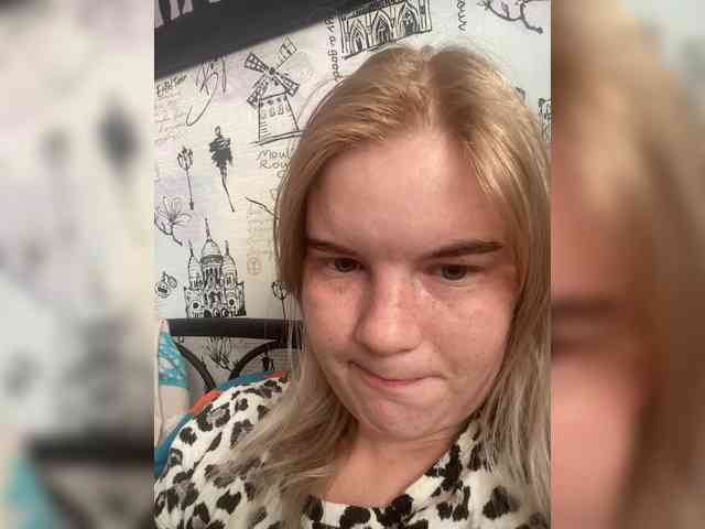 Amelia2004 webcam