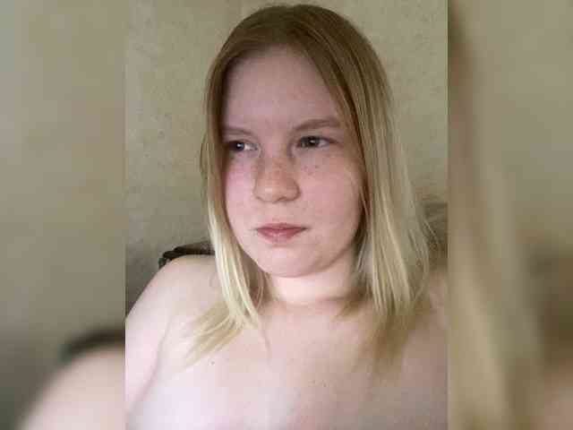 Amelia2004 webcam
