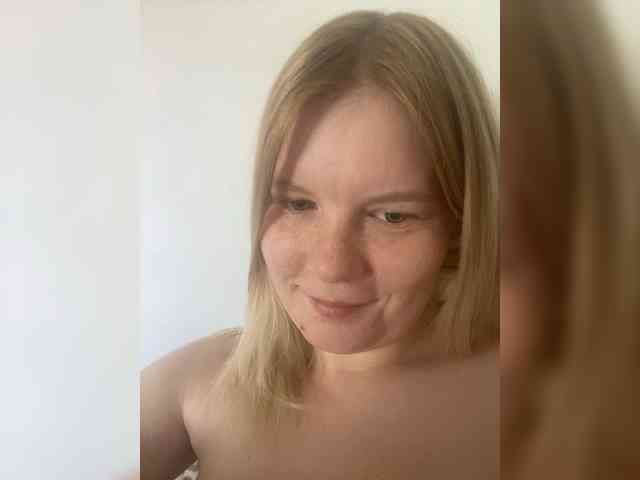 Amelia2004 webcam