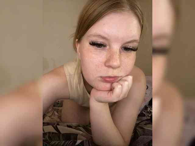 Amelia2004 webcam