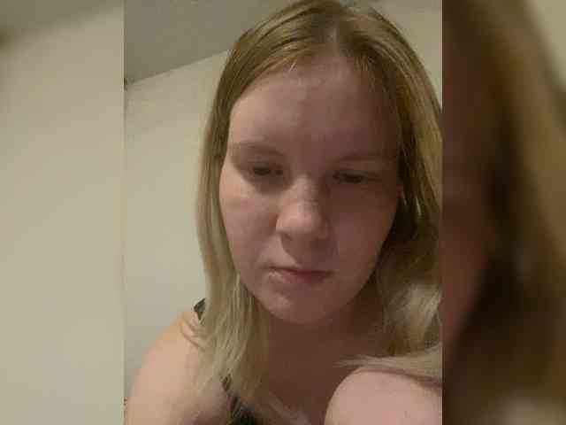 Amelia2004 Live Webcam on BongaCams