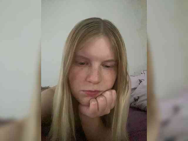 Amelia2004 webcam