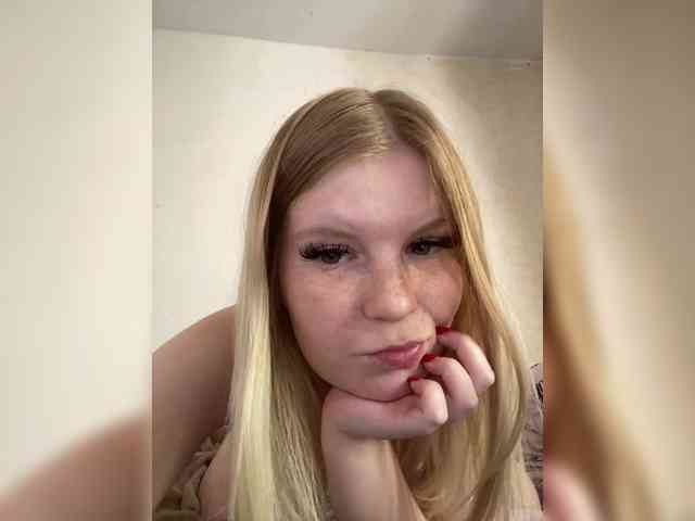 Amelia2004 webcam