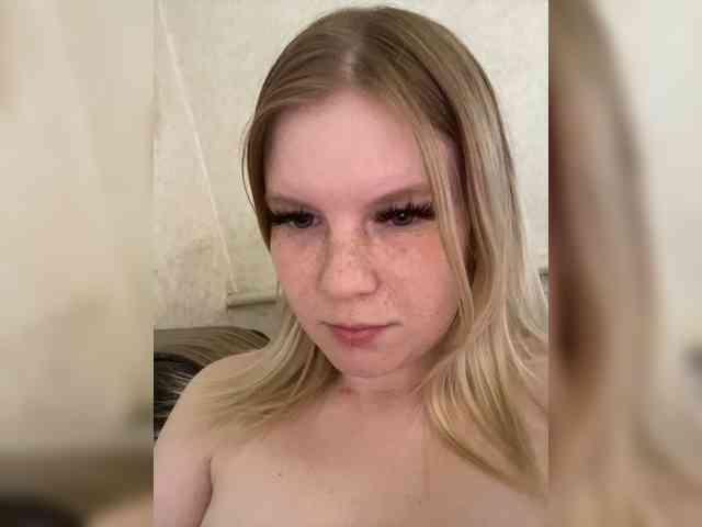 Amelia2004 webcam