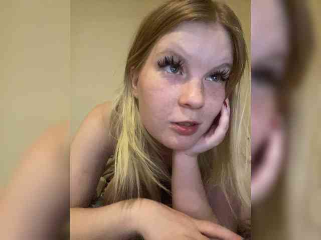 Amelia2004 webcam