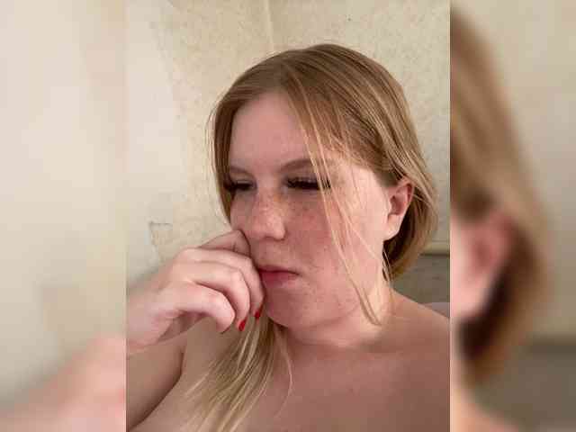 Amelia2004 webcam