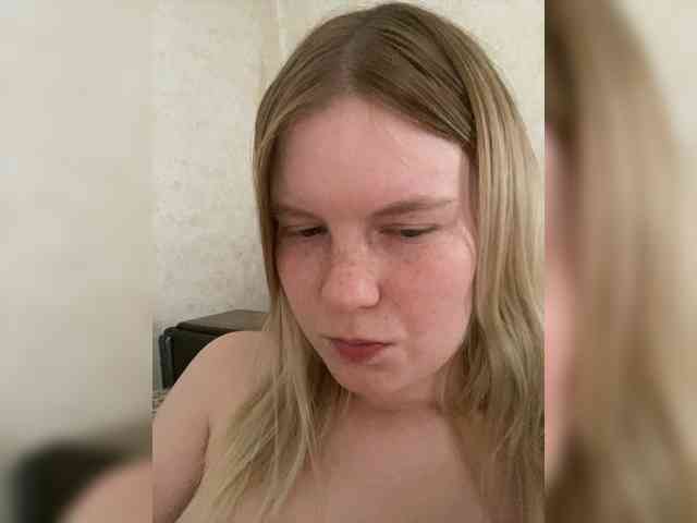 Amelia2004 webcam