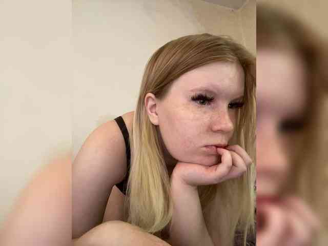 Amelia2004 webcam