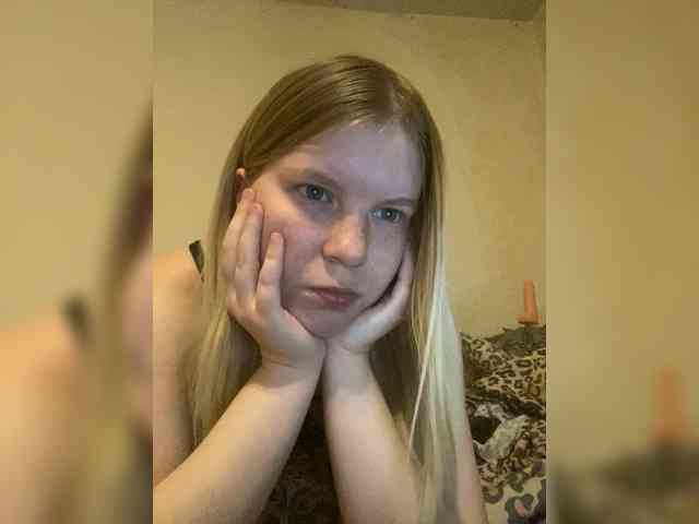 Amelia2004 webcam